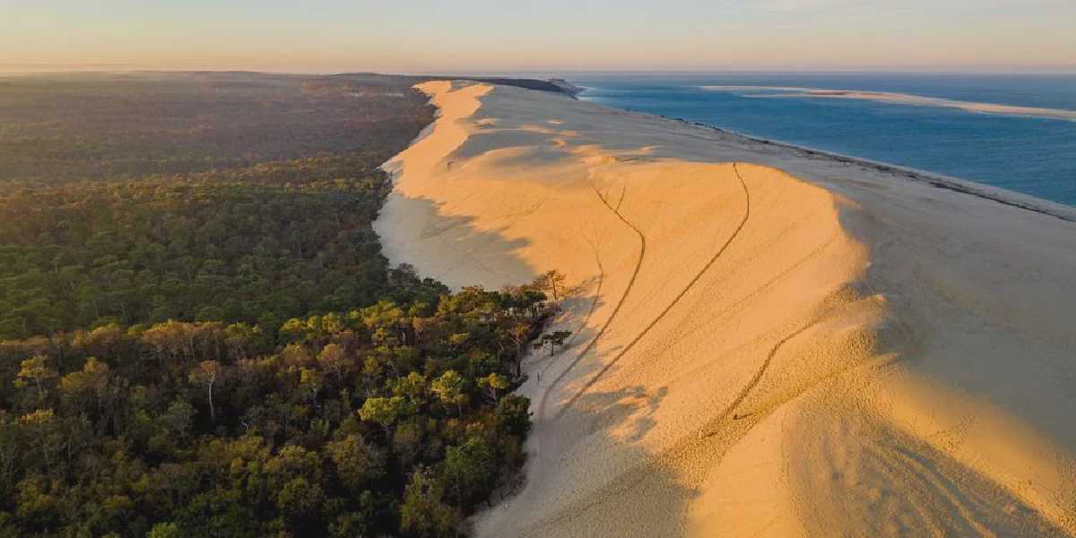 La Dune du Pilat : Un Monument Naturel à Découvrir